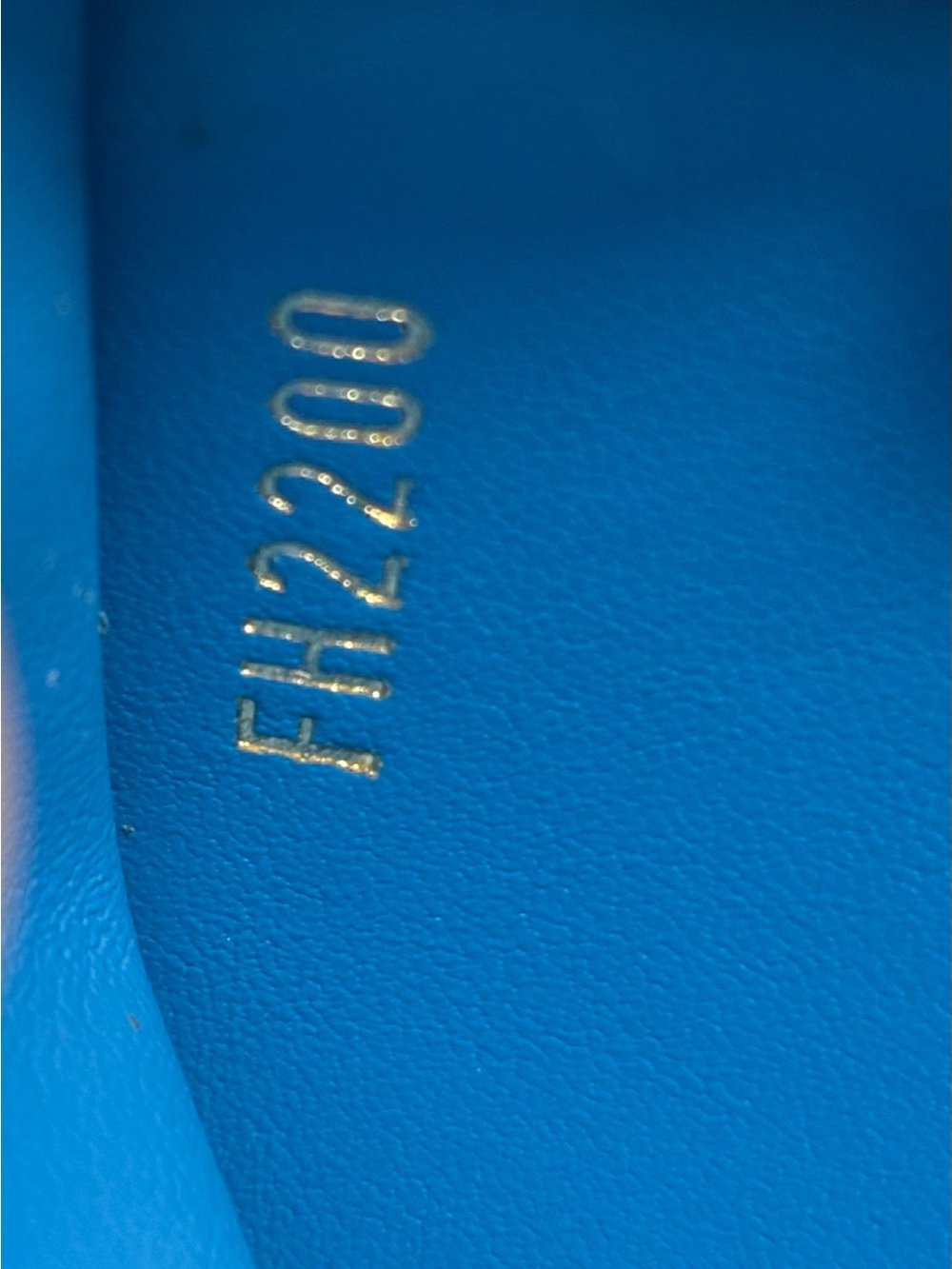 Louis Vuitton Pont 9 Compact Trifold - Picture 11 of 16